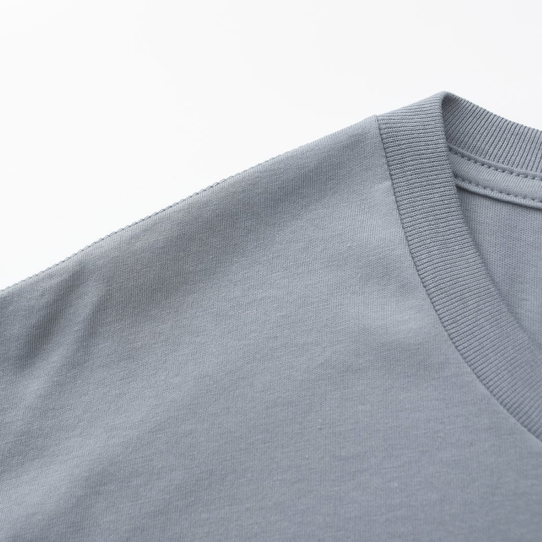 Unisex Solid Comet Crew Neck