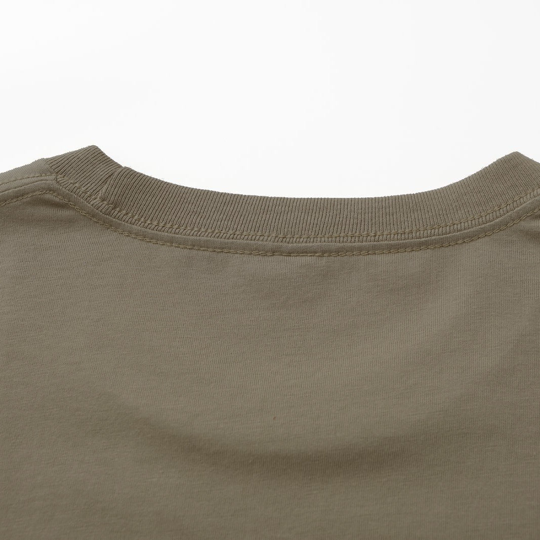 Unisex Solid Iron Crew Neck